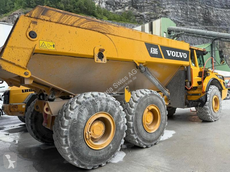 عربة قلابة Volvo G