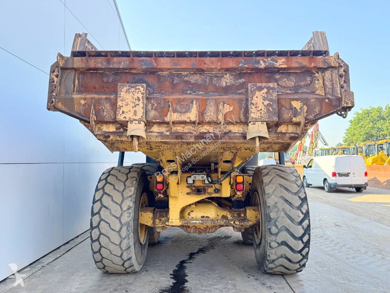 Sklápač Caterpillar - Dutch Machine / Body Heating