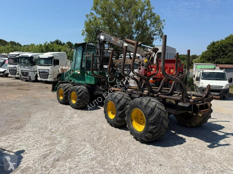 Sklápač   810B