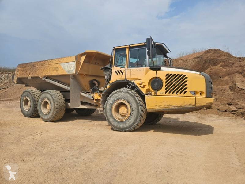 Tombereau Volvo