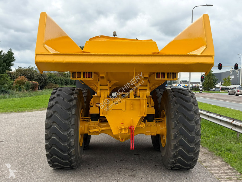 عربة قلابة Volvo G