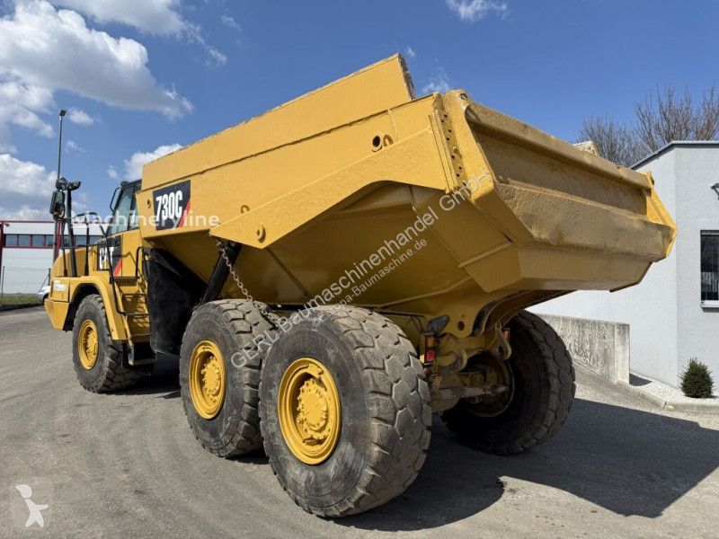 Tippvagn Caterpillar 730 C