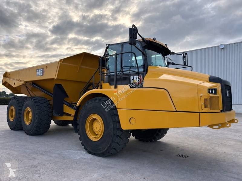 Tombereau Caterpillar 745
