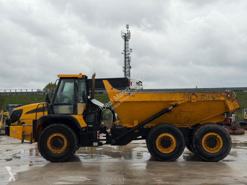 عربة قلابة JCB ADT722