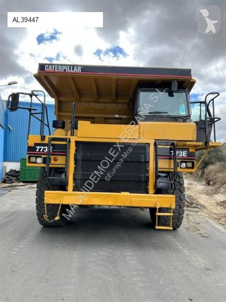 Dumper Caterpillar