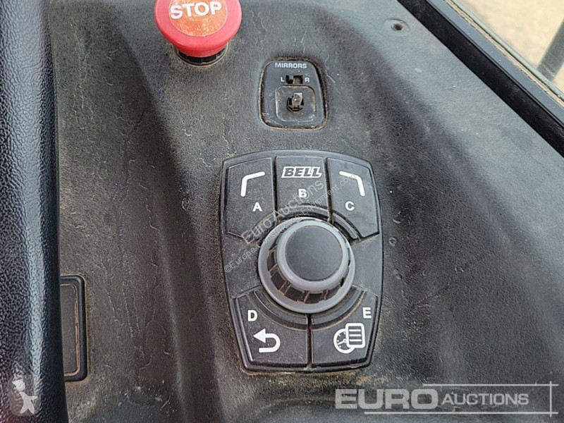 Sklápěčka Bell B20E