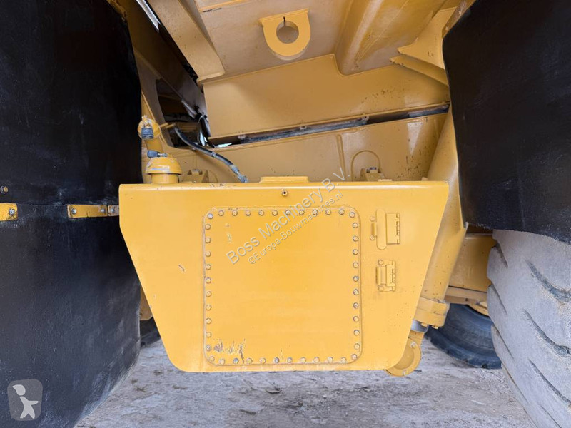 عربة قلابة Caterpillar 777G - German Machine /...
