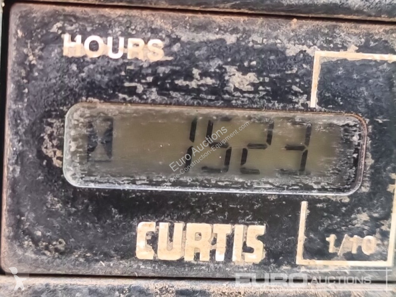 Basculantă Mecalac TA3S