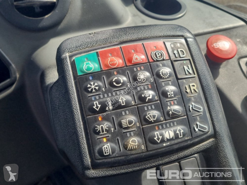 Basculantă Bell B30E