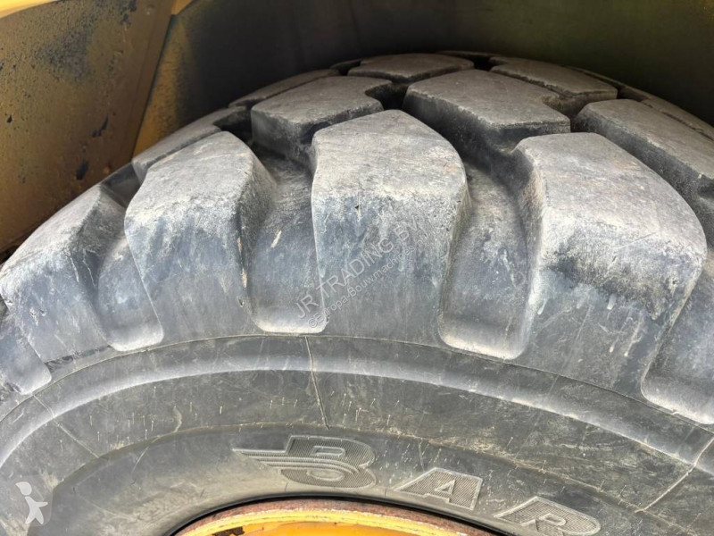 Tippvagn Caterpillar 730 C (CE)