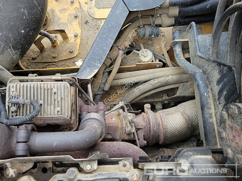 Basculantă Bell B30E