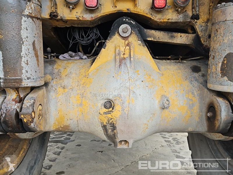 Sklápěčka Caterpillar 777