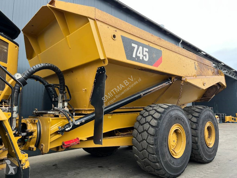 عربة قلابة Caterpillar 745 04A