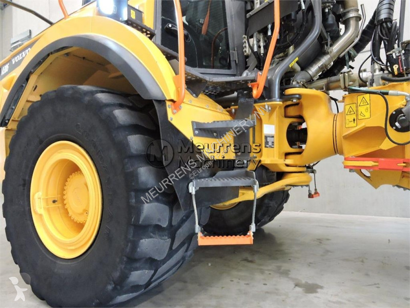 عربة قلابة Volvo G