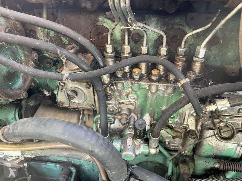 عربة قلابة Volvo 6X6