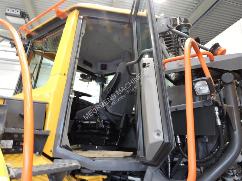 Dumper Volvo G Michelin Tyre