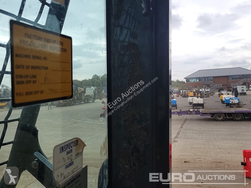 Sklápěčka Bell B20E