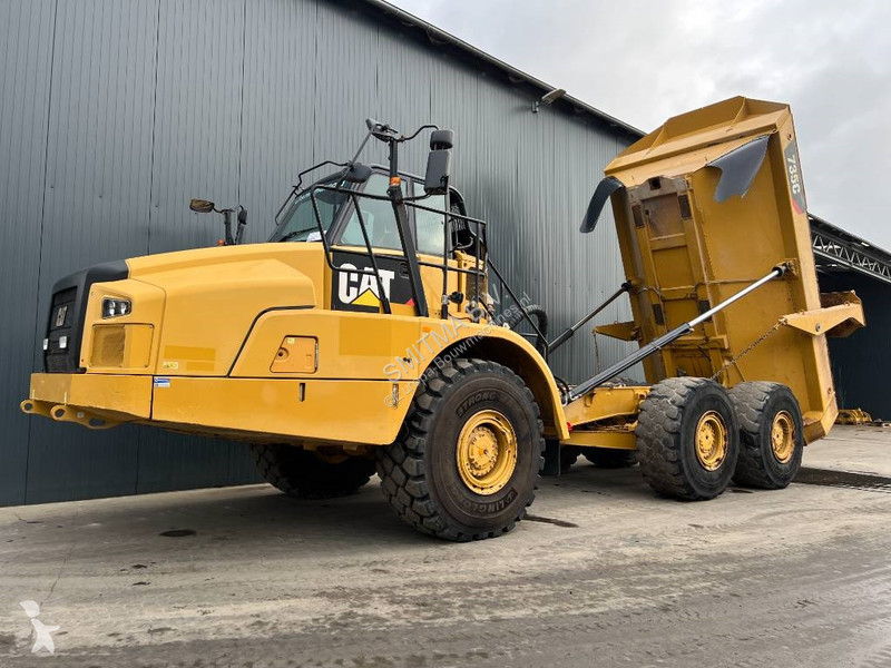 عربة قلابة Caterpillar C
