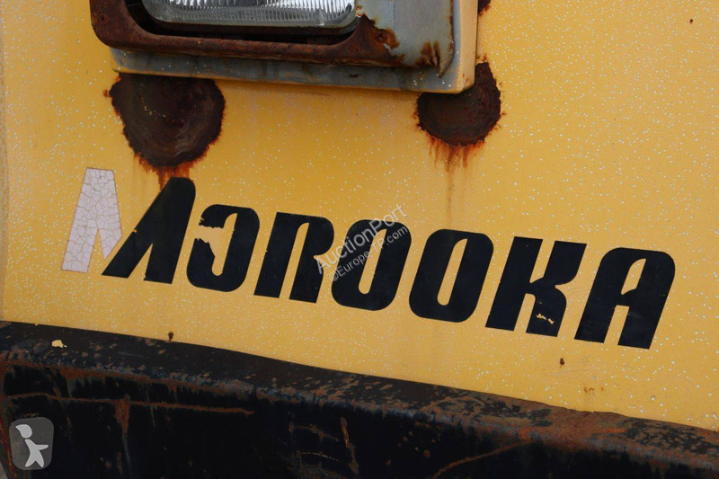 عربة قلابة Morooka MST-600 E