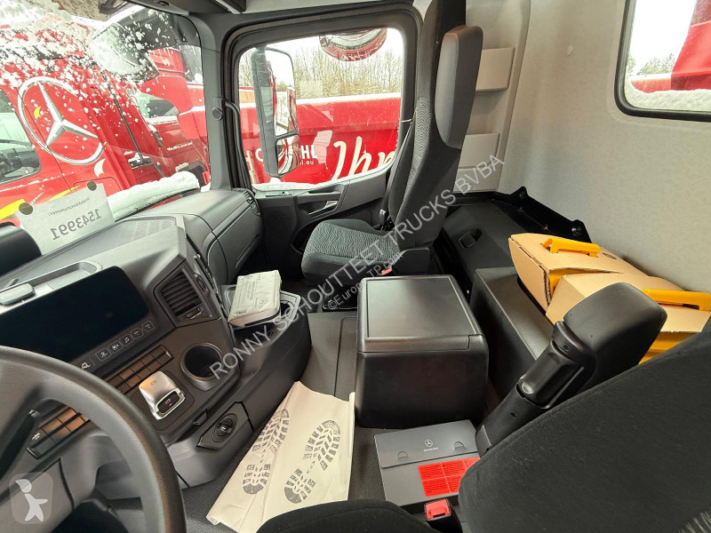 Kamion Mercedes Arocs 4145 K 8x4/4 Arocs 4145 K...