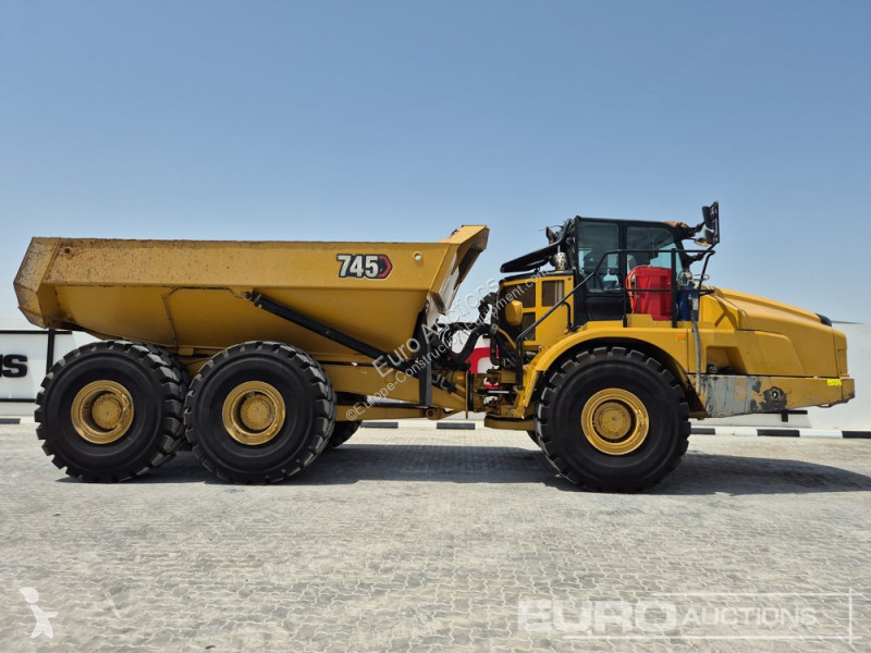 Basculantă Caterpillar 745