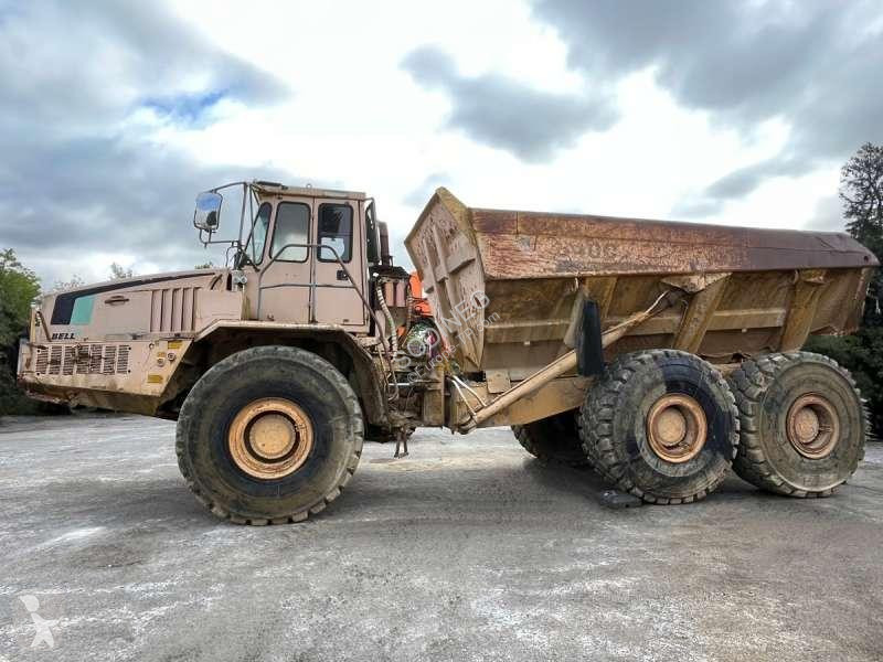 عربة قلابة Bell M 6X6