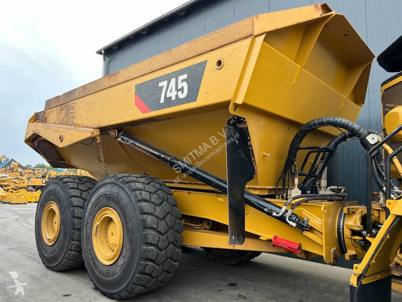 عربة قلابة Caterpillar 745 04A