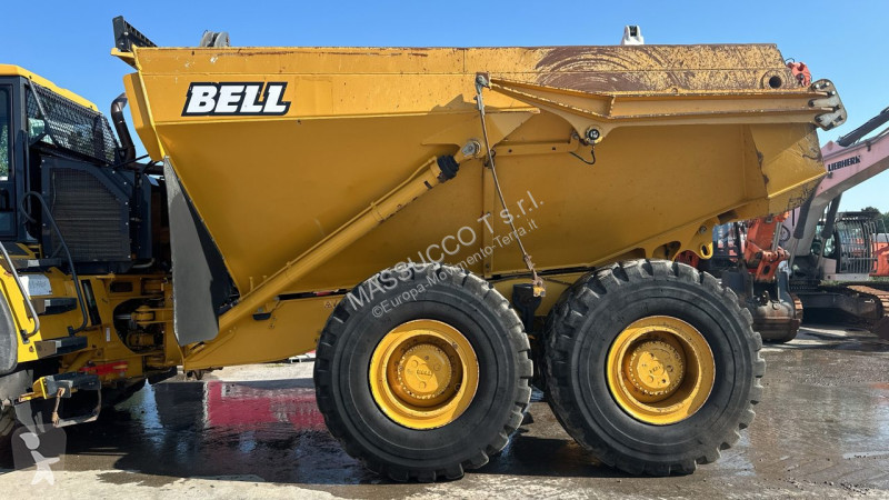 عربة قلابة Bell B50E 6X6