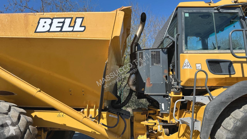 عربة قلابة Bell B30E 6x6