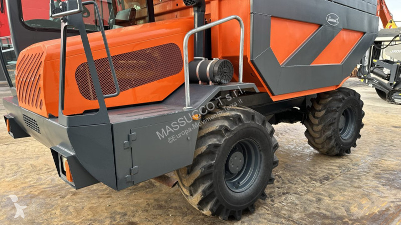 Sklápač  D12 4x4x4