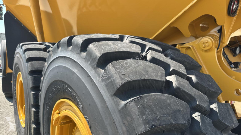 عربة قلابة Bell B50E 6x6