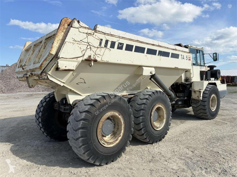 عربة قلابة Terex