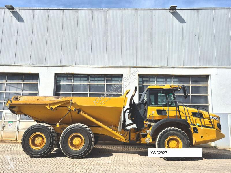 عربة قلابة Bell B25E