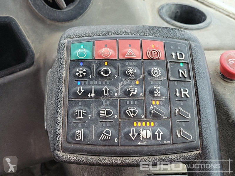 Basculantă Bell B30E