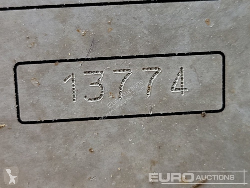 Basculantă Hydrema 912F