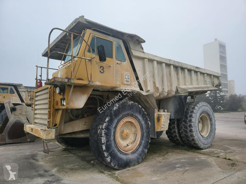 Dumper Caterpillar