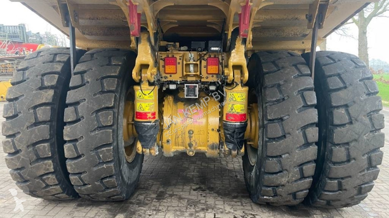 Dumper Caterpillar 770