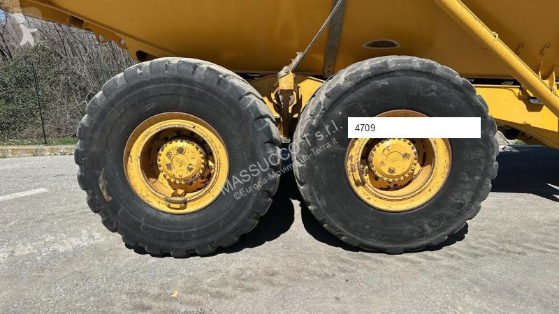 عربة قلابة Bell B30E 6x6