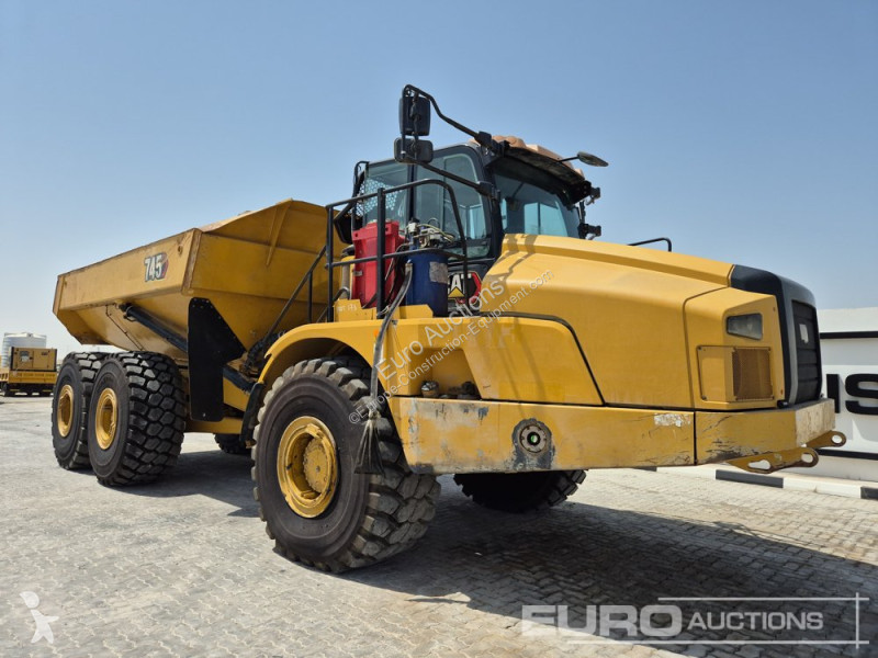 Basculantă Caterpillar 745