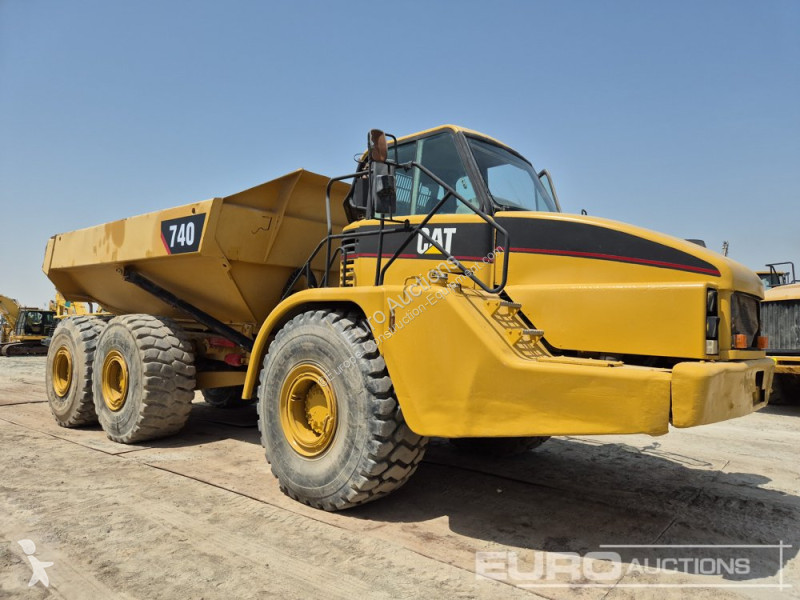 Basculantă Caterpillar 740