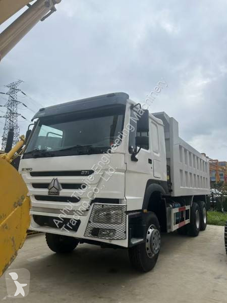 Sklápač Howo 6×4