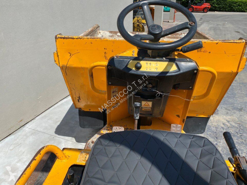 عربة قلابة Thwaites MACH570