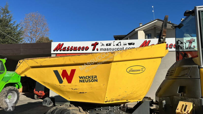 عربة قلابة Wacker Neuson DV90 4x4