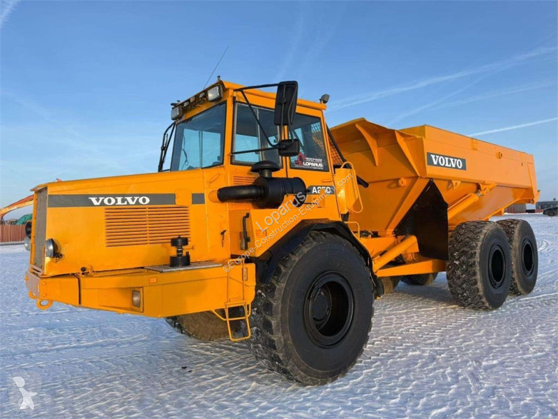 Карьерный самосвал Volvo