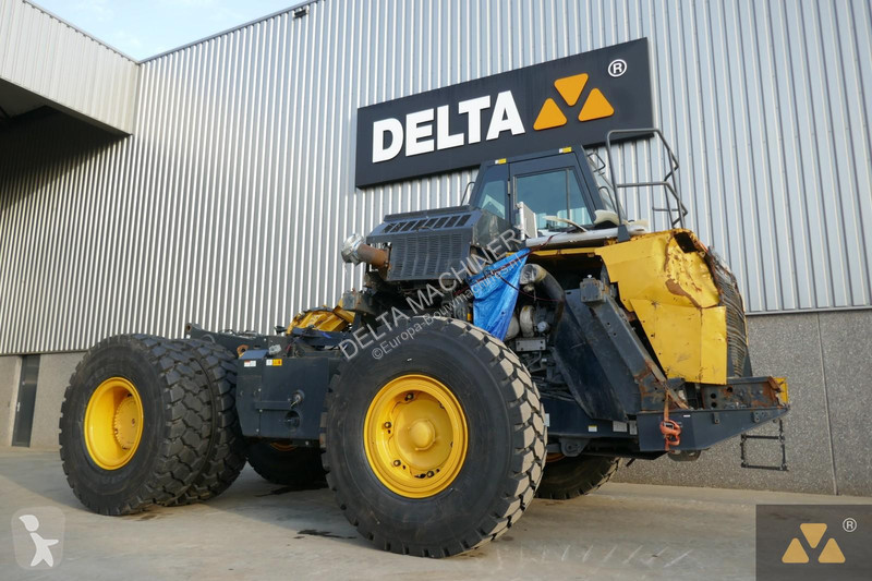 Sklápač Komatsu HD405-8