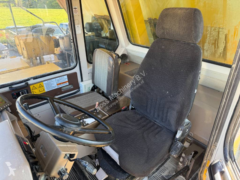 Sklápač Komatsu HD605-5 - Automatic Greasing /...