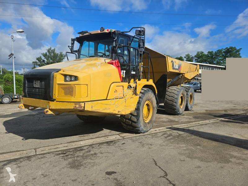 Sklápač Caterpillar 730 C