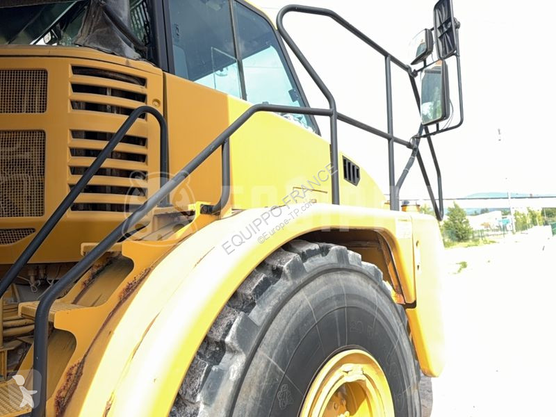 عربة قلابة Caterpillar 740