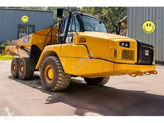 Sklápač Caterpillar C2