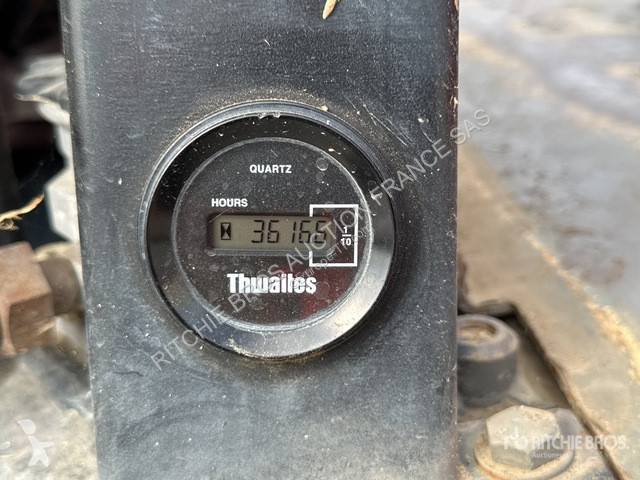 Sklápač Thwaites  MACH444